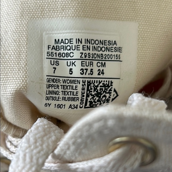 Converse Cream High-Top Sneakers and iridescent accents - Picture 9 of 9